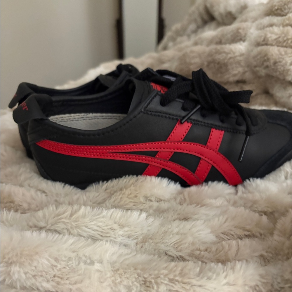 Ontisuka Tiger Mexico 66 Shoes Size 5. Unisex Bnwt!